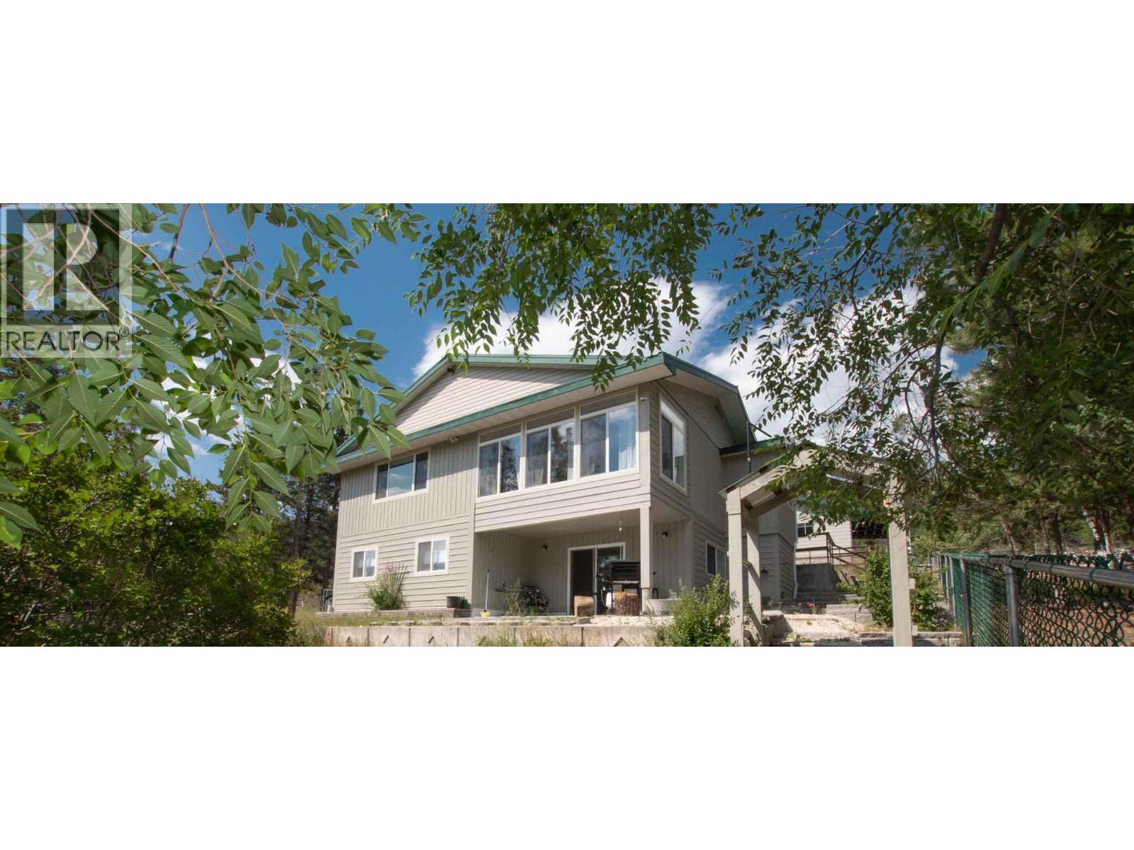 3022 Loon Lake Road, 70 mile house, British Columbia
