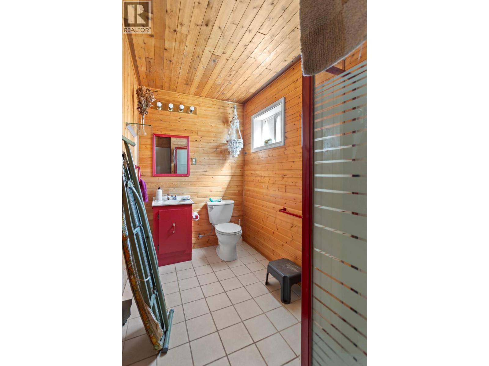 216 24th Avenue S, Creston, British Columbia  V0B 1G5 - Photo 13 - 10357956