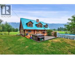 601 Yellowhead Highway S, mclure, British Columbia