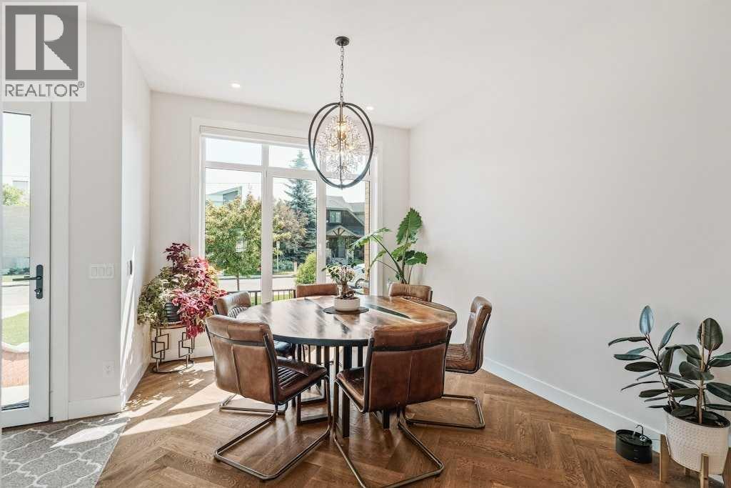 Property at 301 16 Street NW image 4