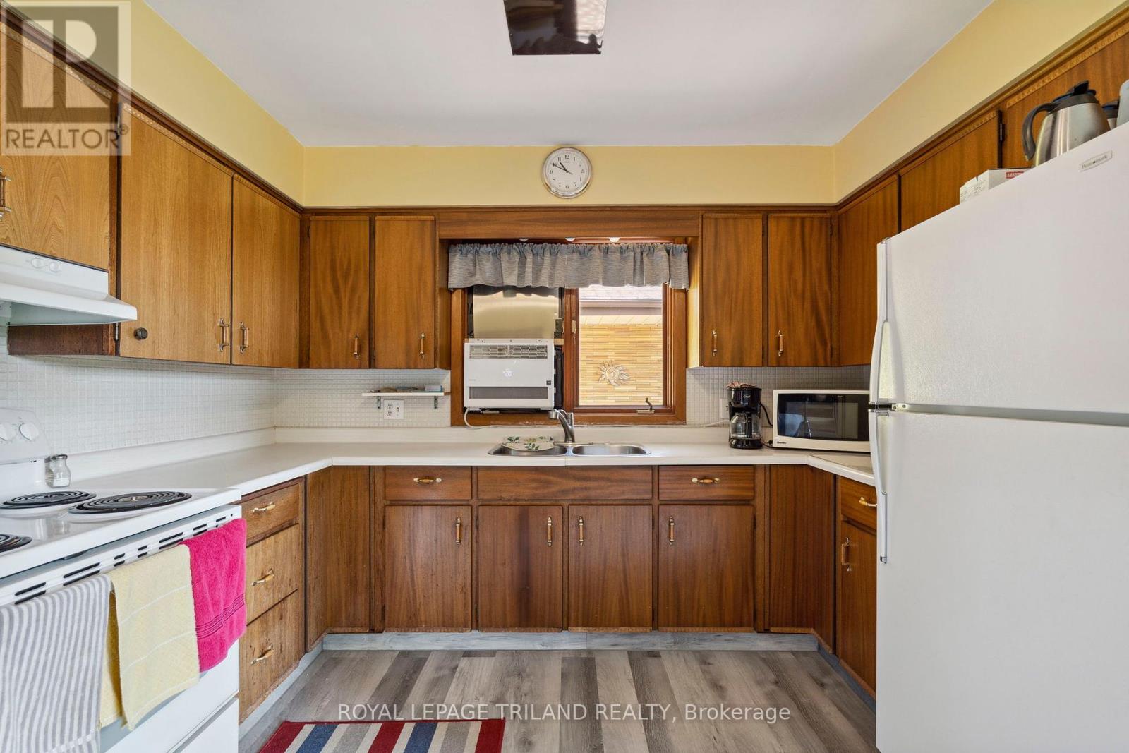 57810 Heritage Line, Bayham, Ontario  N4G 4G9 - Photo 11 - X12333234
