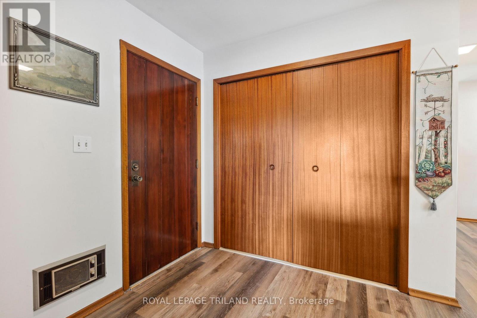 57810 Heritage Line, Bayham, Ontario  N4G 4G9 - Photo 5 - X12333234