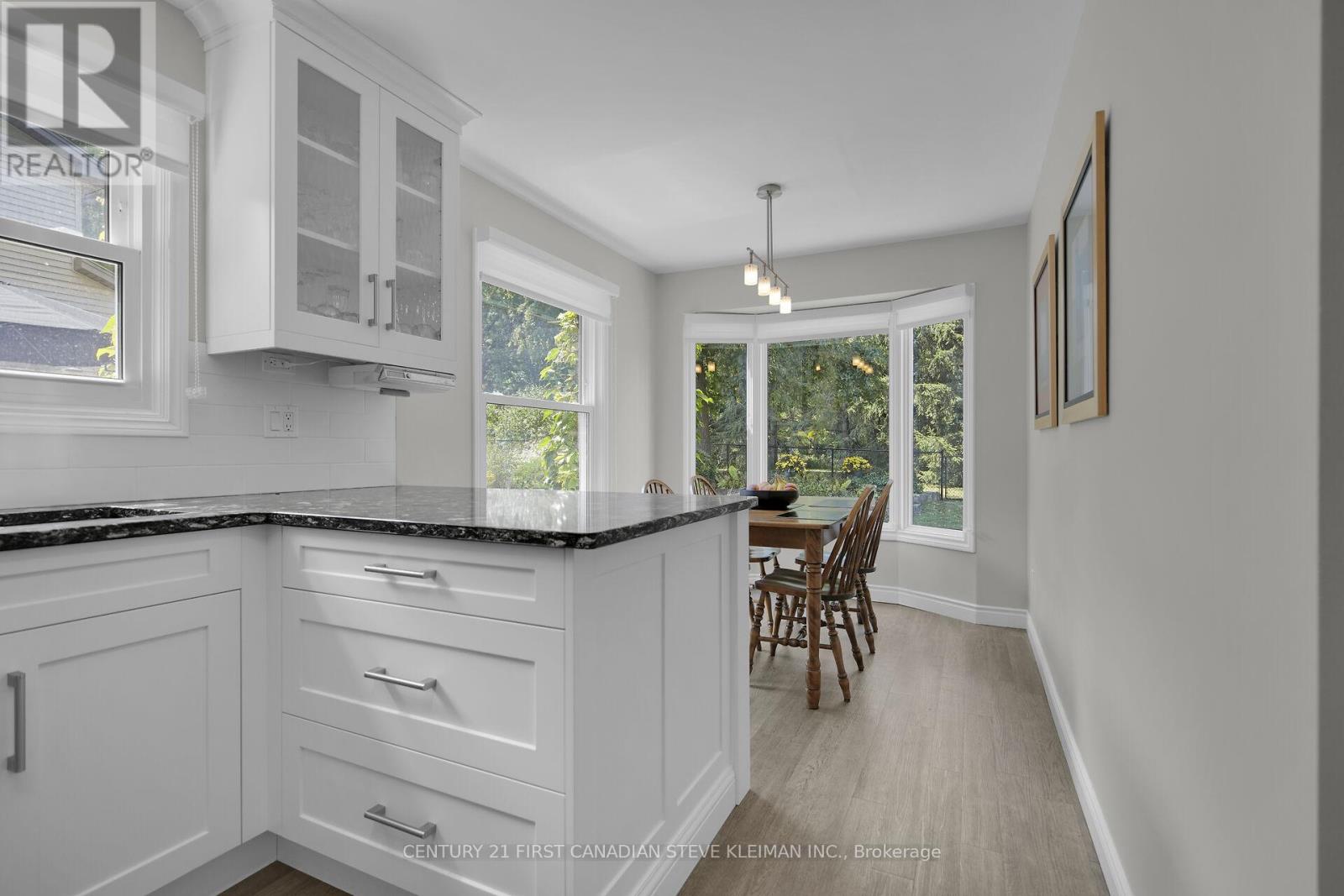 96 Meridene Crescent W, London North (North G), Ontario  N5X 1G2 - Photo 14 - X12333381