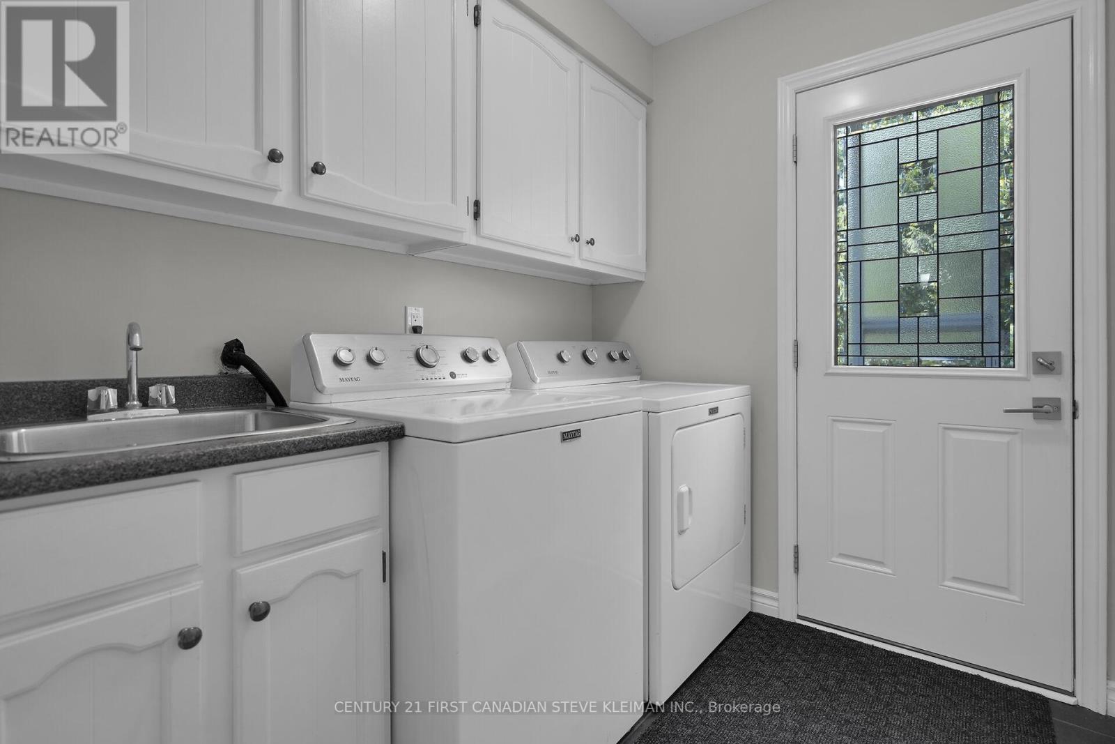 96 Meridene Crescent W, London North (North G), Ontario  N5X 1G2 - Photo 36 - X12333381
