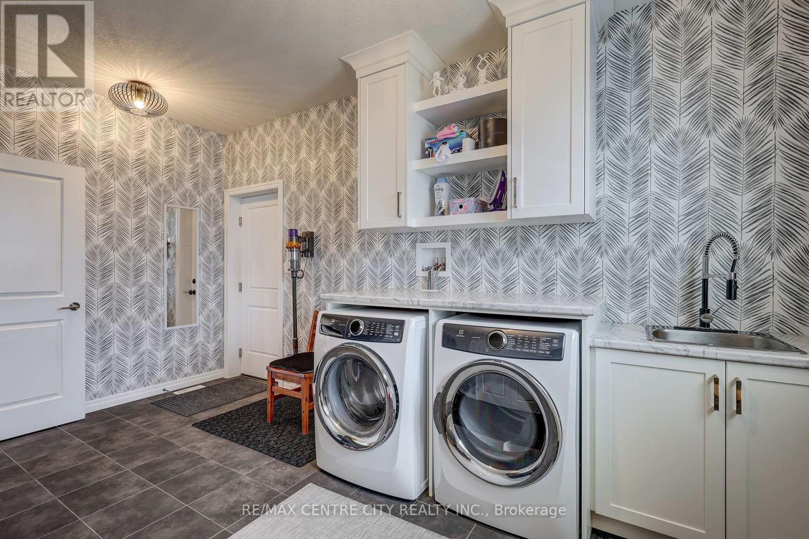 41 Honey Bend, St. Thomas, Ontario  N5P 3S6 - Photo 26 - X12333382