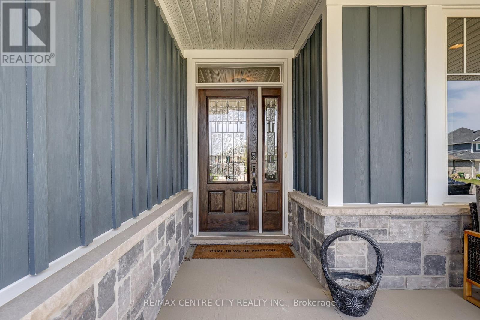 41 Honey Bend, St. Thomas, Ontario  N5P 3S6 - Photo 5 - X12333382