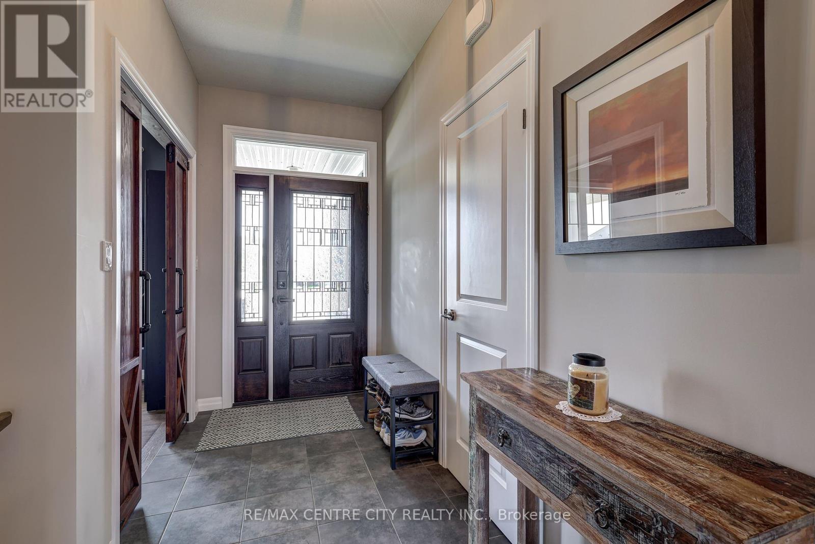41 Honey Bend, St. Thomas, Ontario  N5P 3S6 - Photo 6 - X12333382
