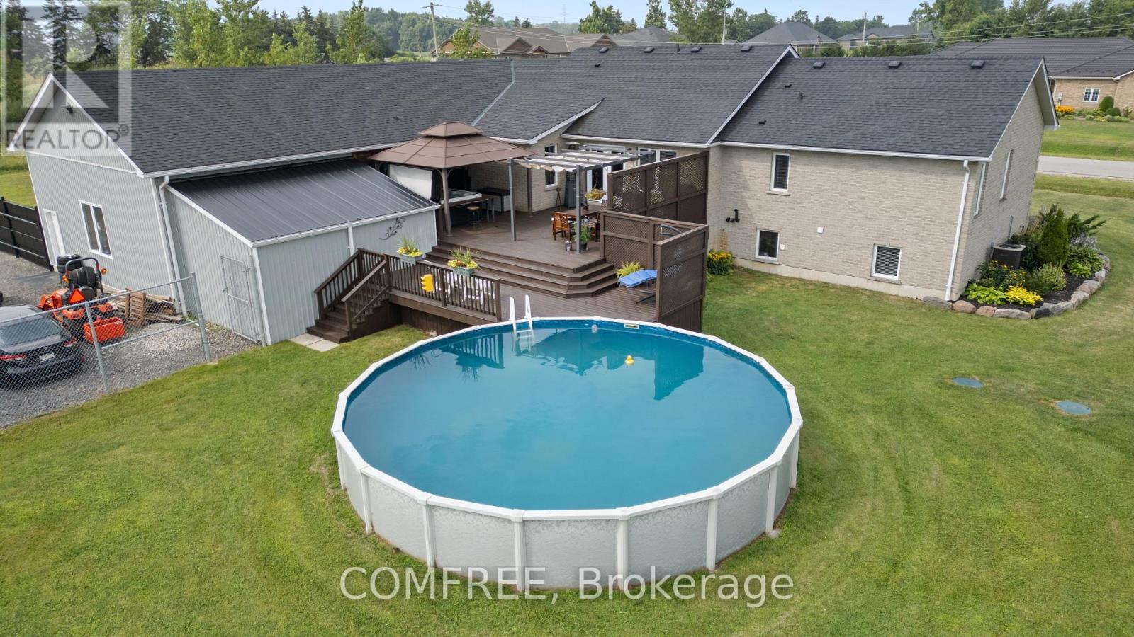 1 Starlight Lane, Thames Centre, Ontario  N0L 1G5 - Photo 4 - X12333217