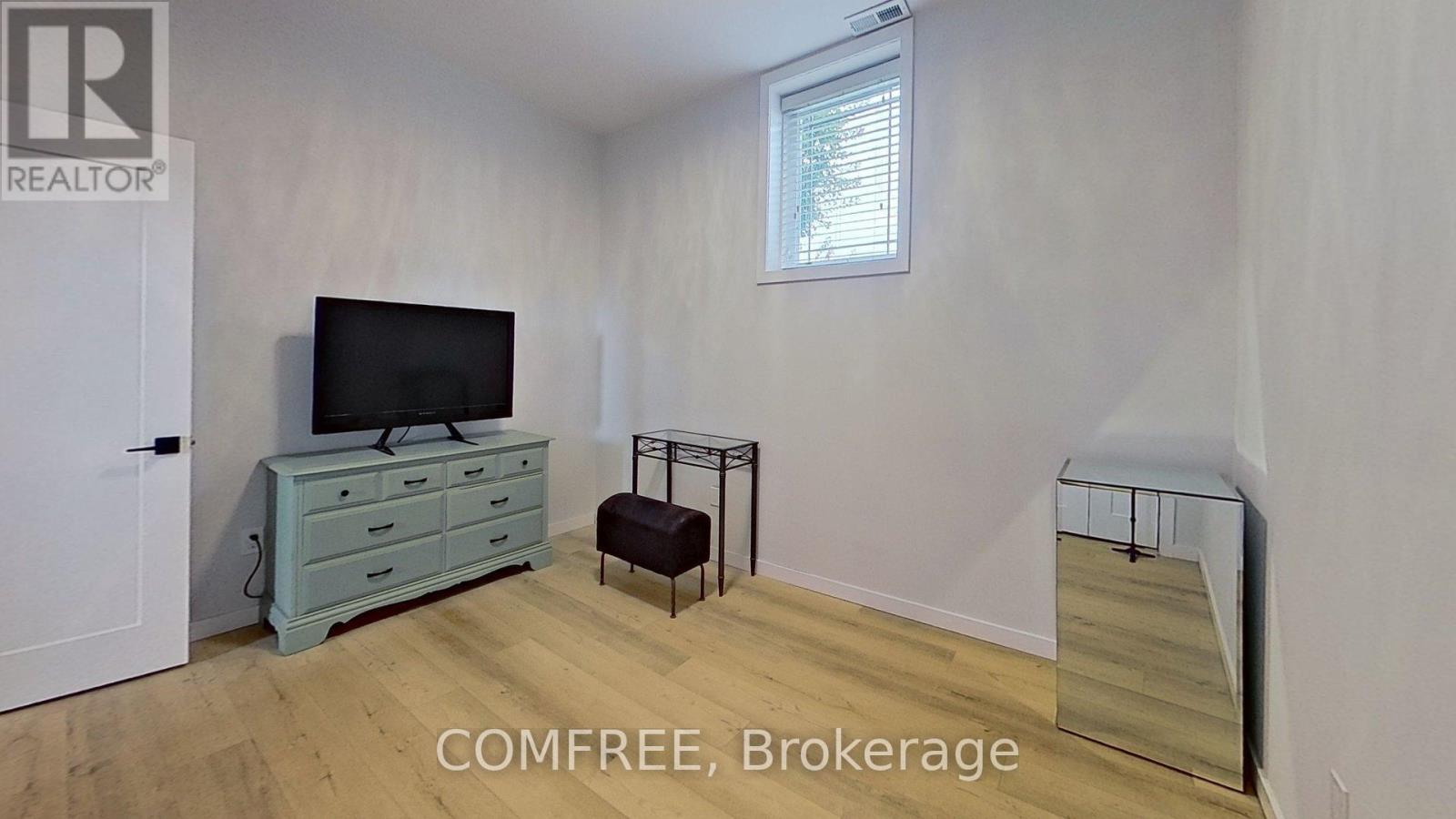 1 Starlight Lane, Thames Centre, Ontario  N0L 1G5 - Photo 40 - X12333217
