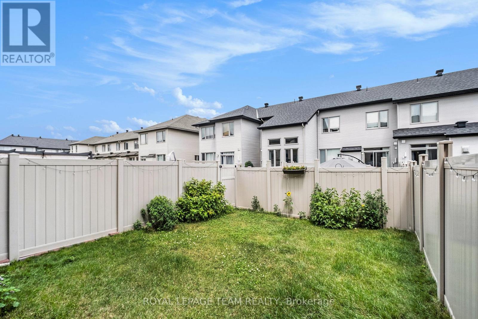 574 Triangle Street, Ottawa, Ontario  K2V 0M1 - Photo 29 - X12333352