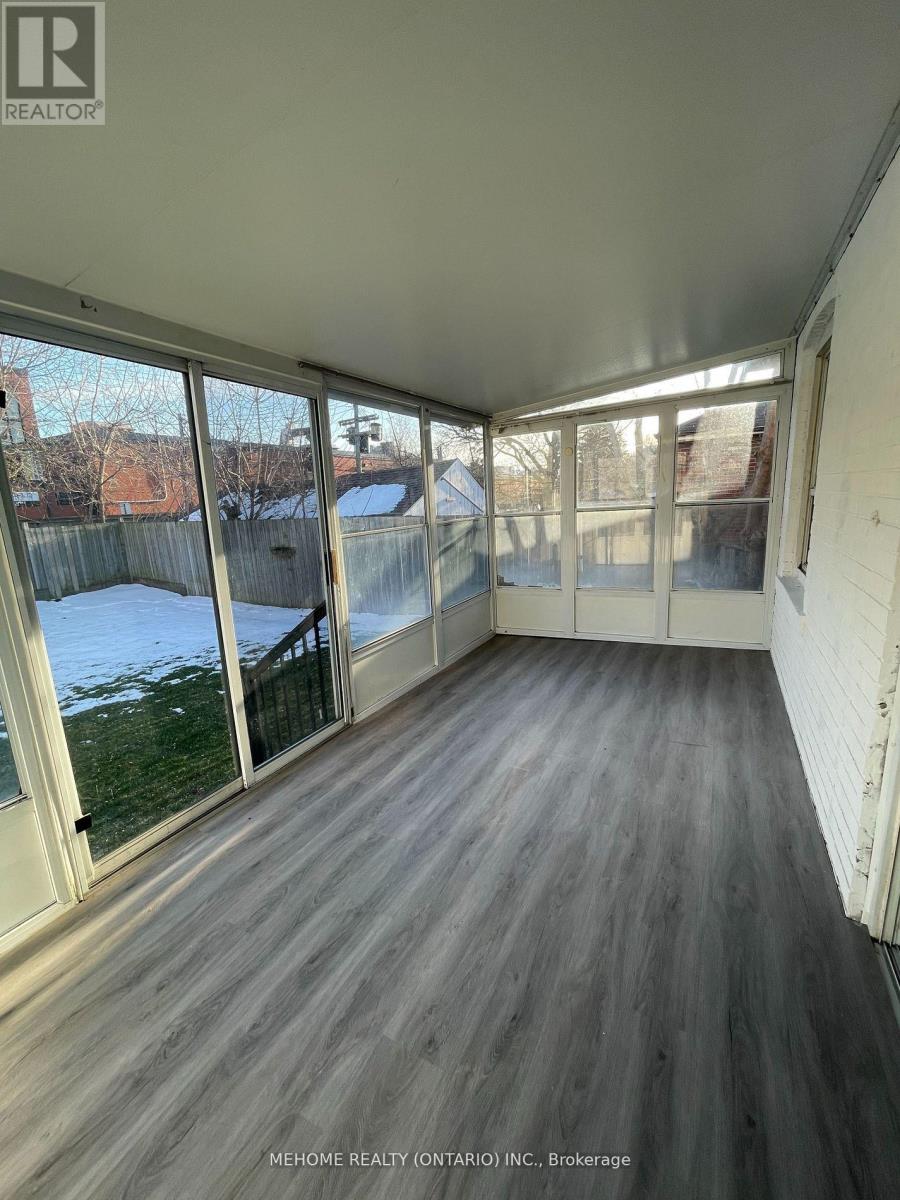 Main - 83 Cornwallis Drive, Toronto, Ontario  M1P 1H6 - Photo 10 - E12333173