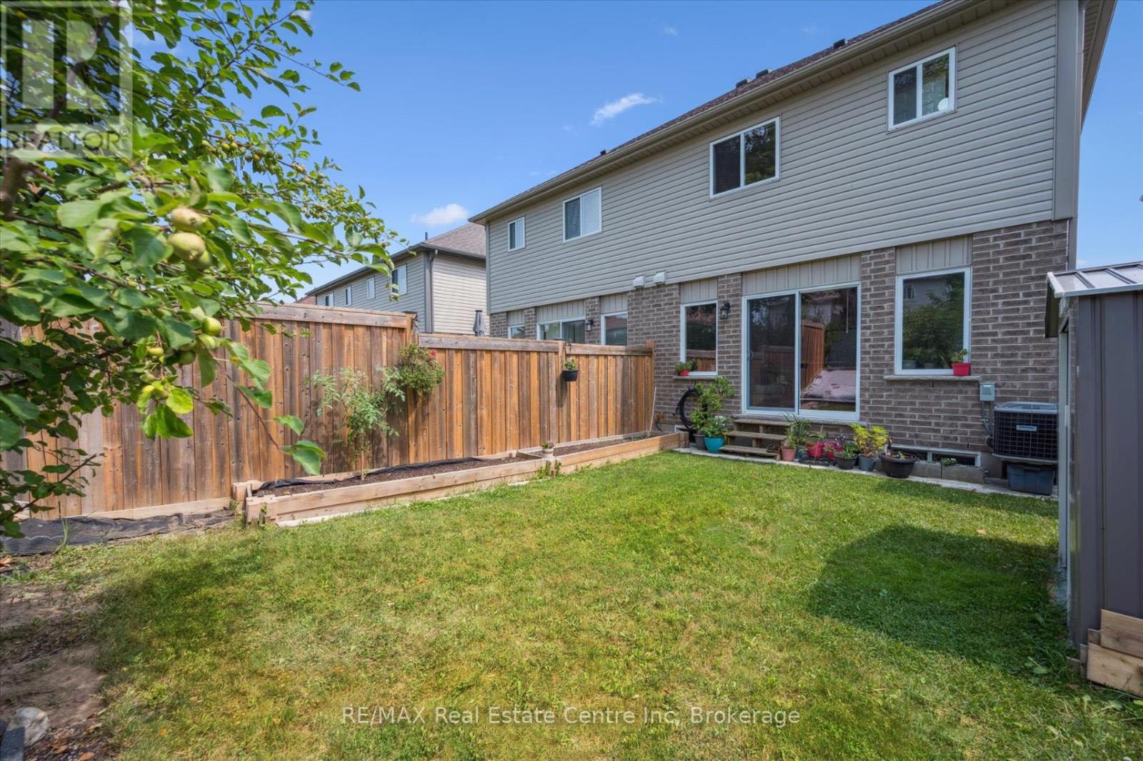 23 Ambrous Crescent, Guelph, Ontario  N1G 0G1 - Photo 20 - X12333260