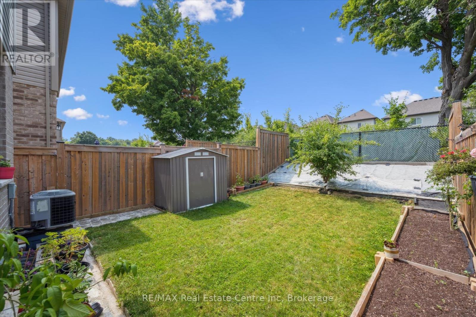 23 Ambrous Crescent, Guelph, Ontario  N1G 0G1 - Photo 21 - X12333260