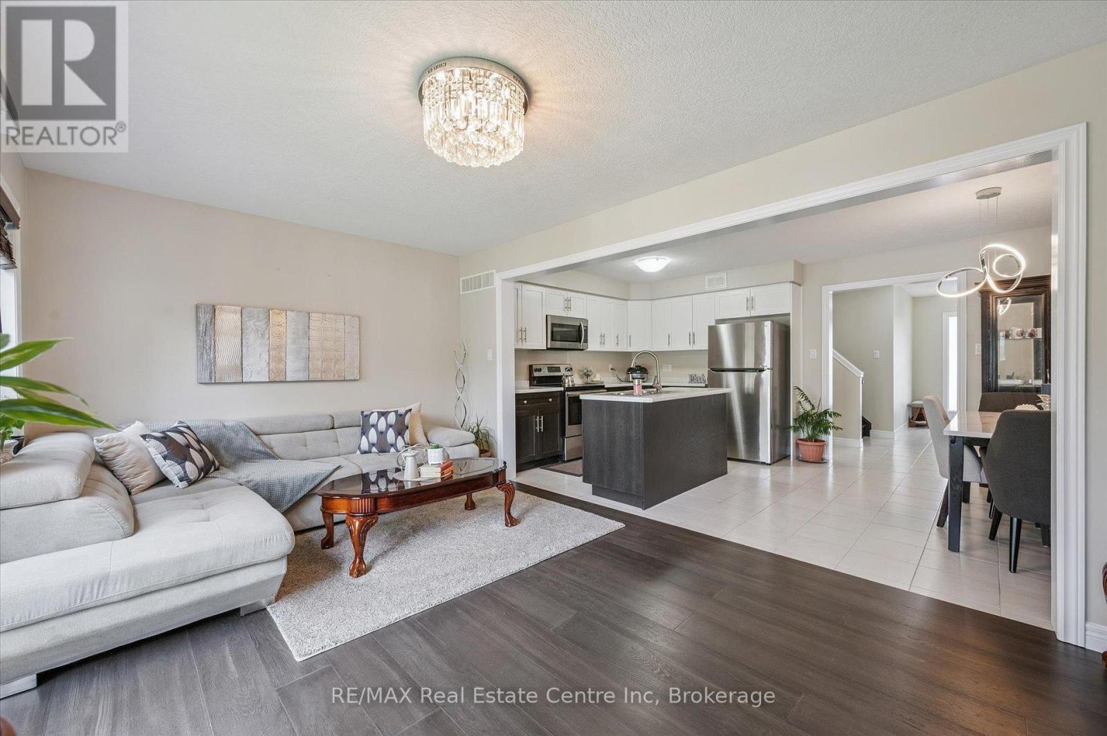 23 Ambrous Crescent, Guelph, Ontario  N1G 0G1 - Photo 7 - X12333260