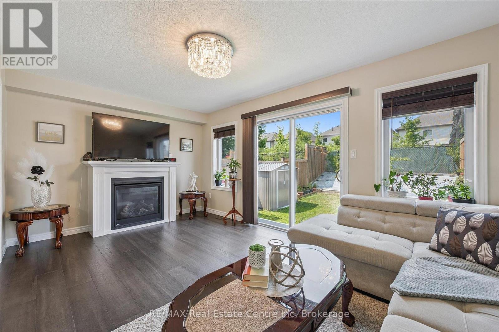 23 Ambrous Crescent, Guelph, Ontario  N1G 0G1 - Photo 8 - X12333260