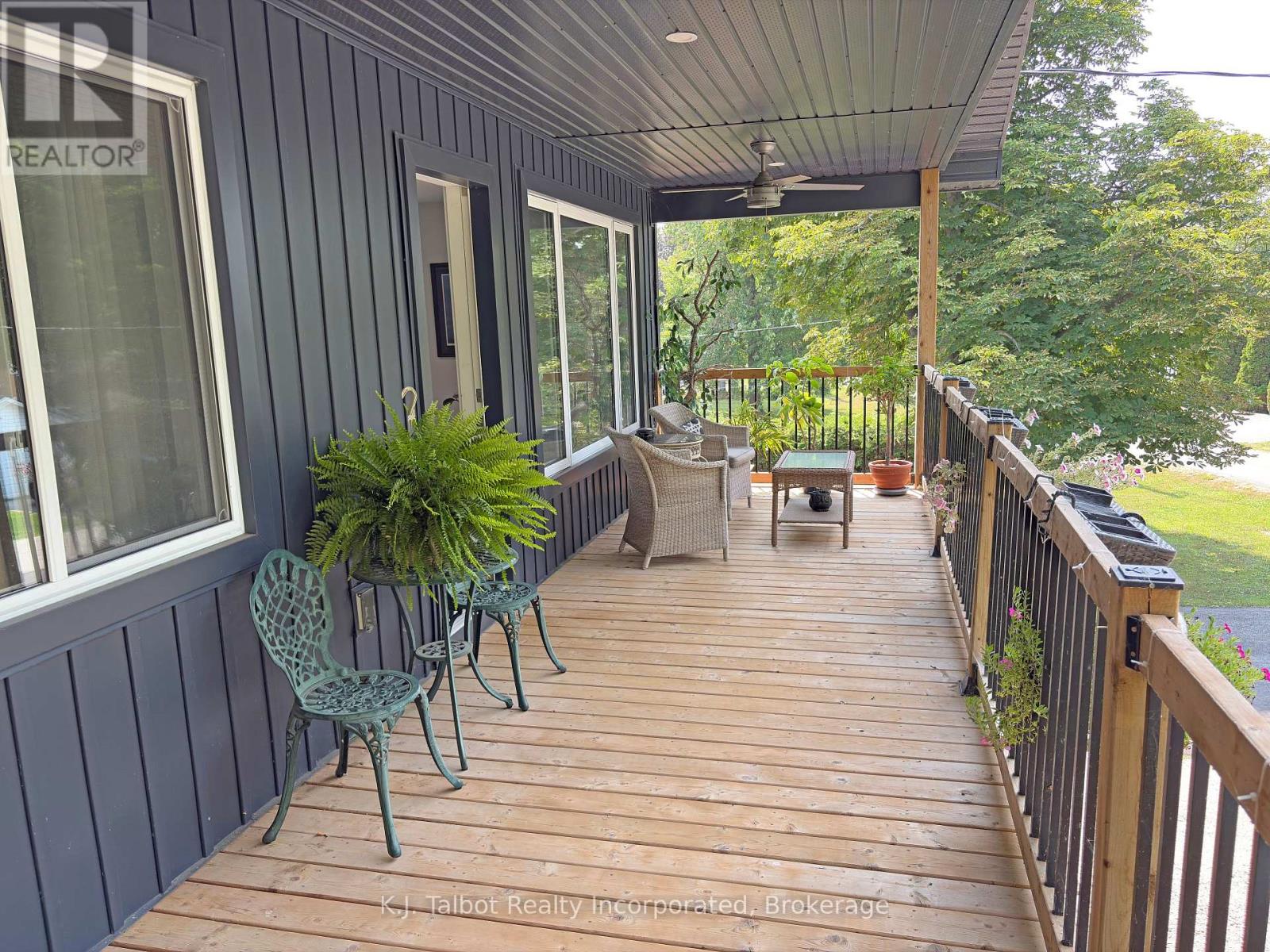 Property at 30 BLUEWATER DRIVE image 4