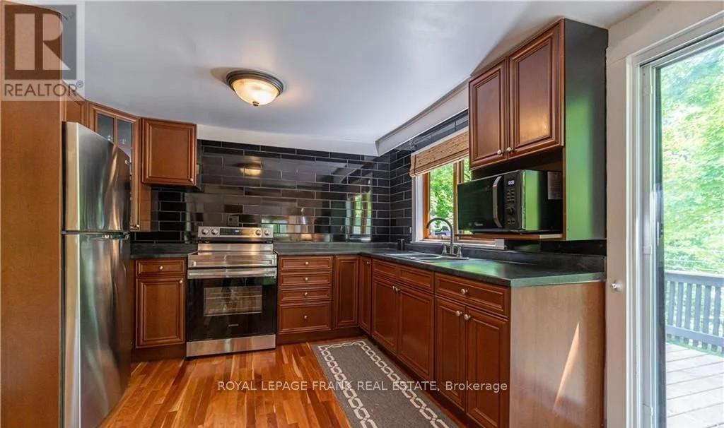 8 Fire Route 27, Trent Lakes, Ontario  K0L 1J0 - Photo 12 - X12333221