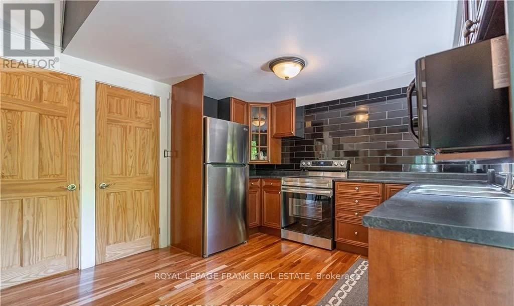 8 Fire Route 27, Trent Lakes, Ontario  K0L 1J0 - Photo 13 - X12333221