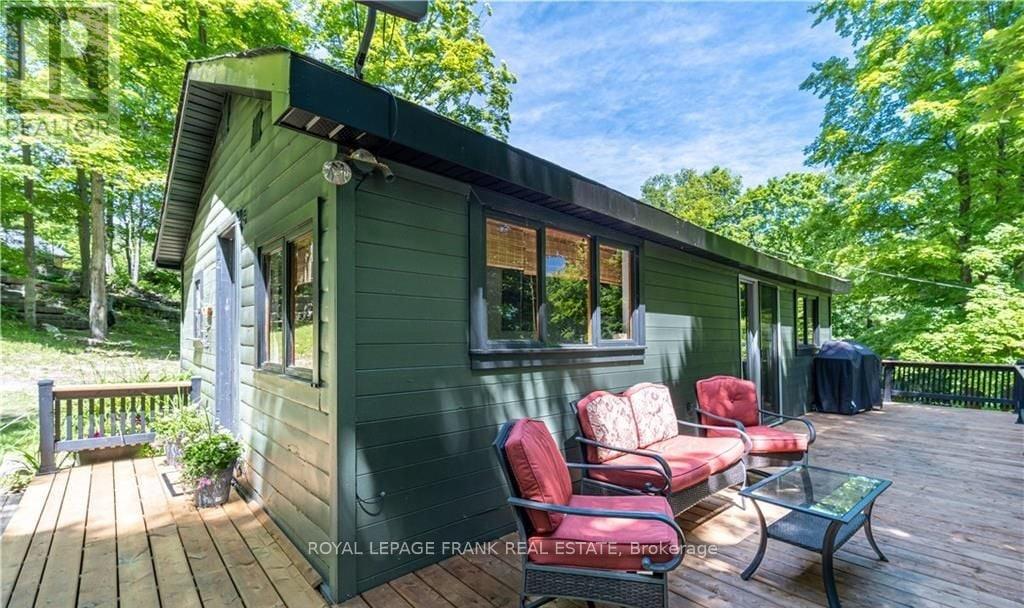 8 Fire Route 27, Trent Lakes, Ontario  K0L 1J0 - Photo 6 - X12333221