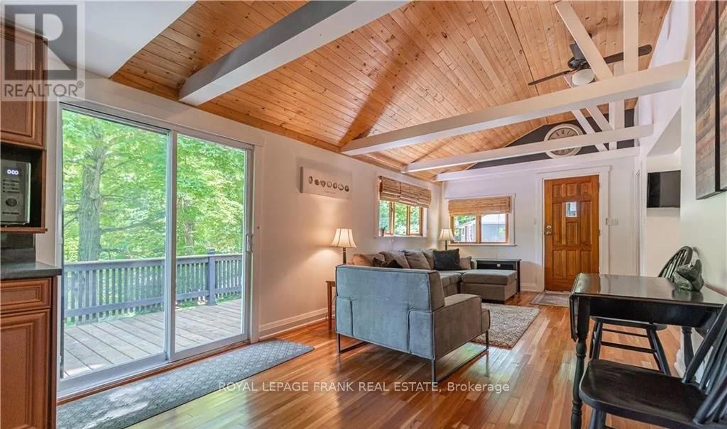 8 Fire Route 27, Trent Lakes, Ontario  K0L 1J0 - Photo 9 - X12333221