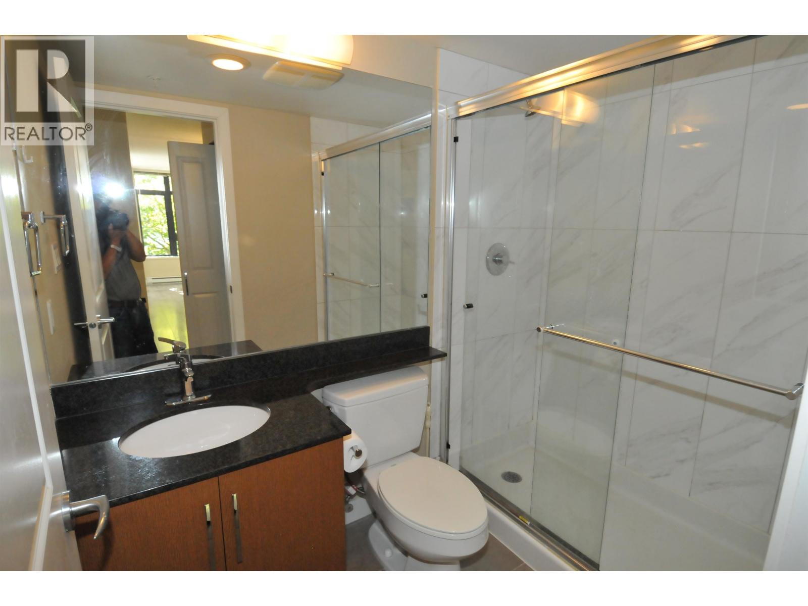 Listing Picture 14 of 18 : 606 6351 BUSWELL STREET, Richmond / 烈治文 - 魯藝地產 Yvonne Lu Group - MLS Medallion Club Member