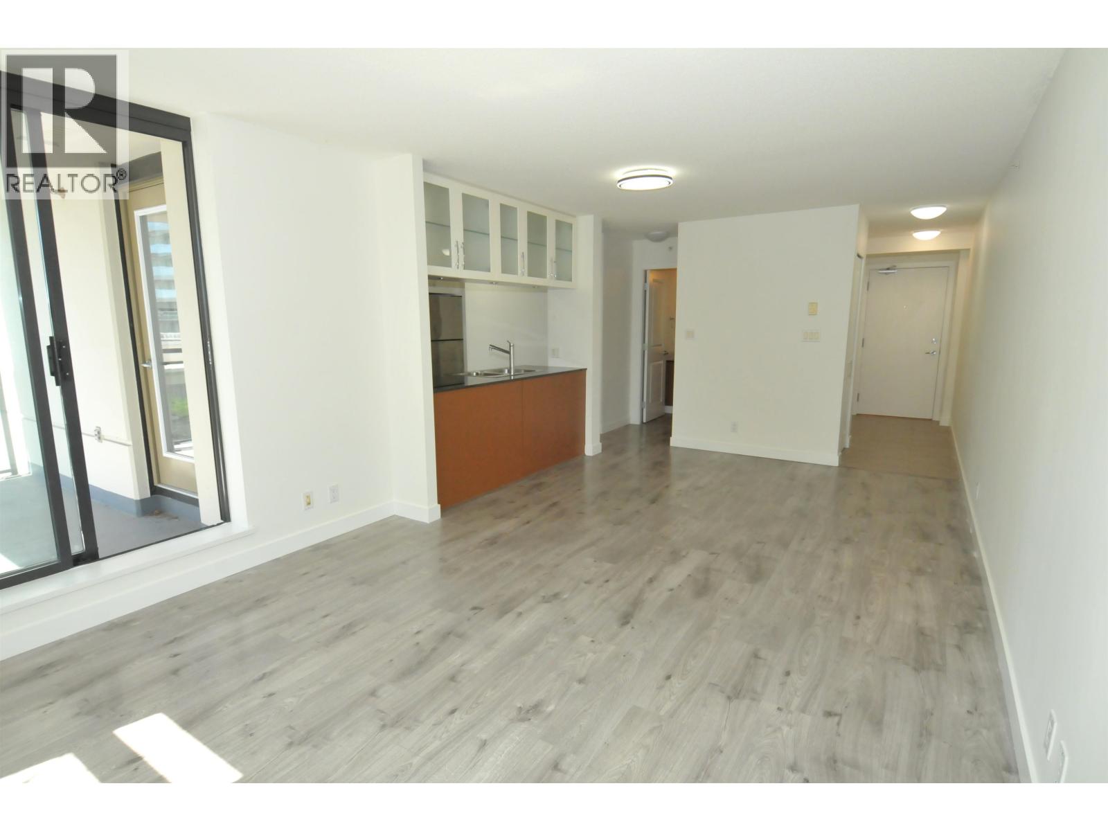 Listing Picture 7 of 18 : 606 6351 BUSWELL STREET, Richmond / 烈治文 - 魯藝地產 Yvonne Lu Group - MLS Medallion Club Member