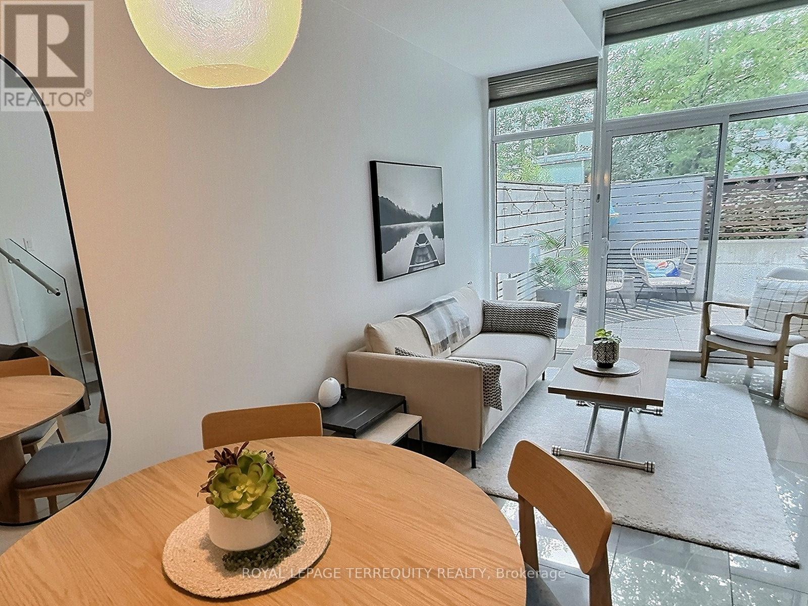 Property at 616 - 3 MARKET STREET image 3