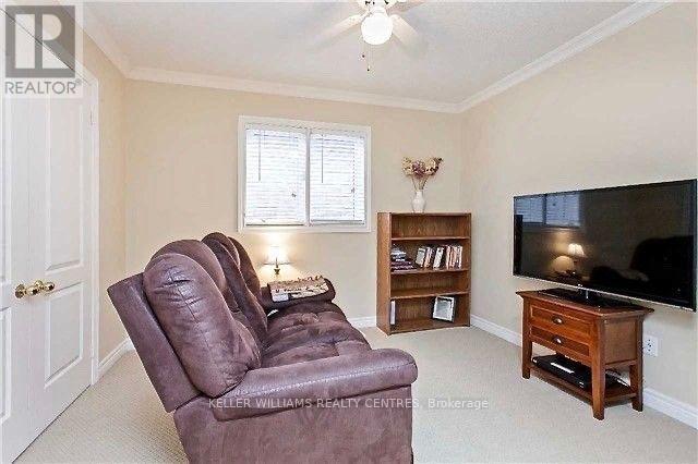2113 Pinevalley Crescent, Oakville, Ontario  L6H 6L8 - Photo 14 - W12333135
