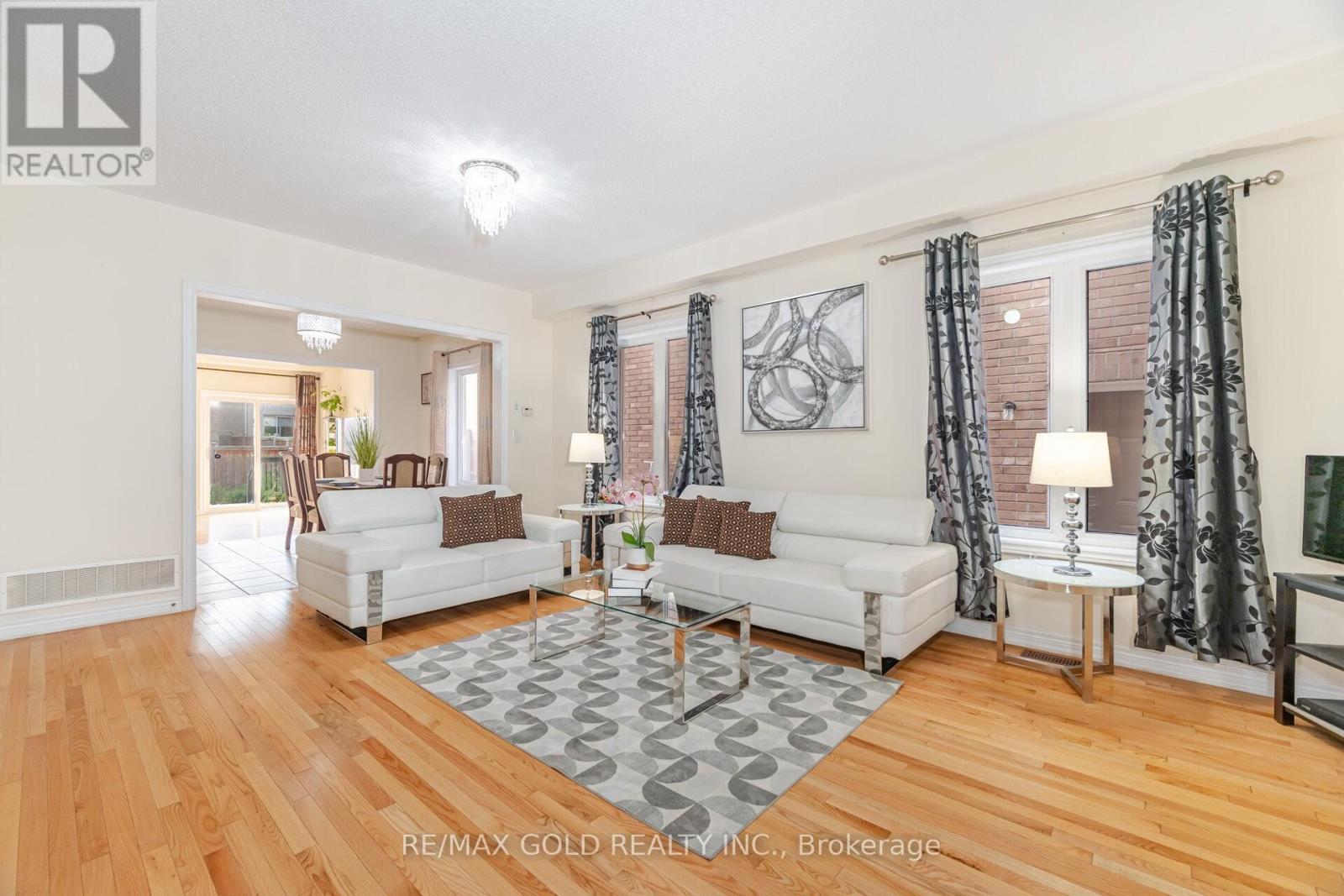 Property at 8 WASHBURN ROAD image 3