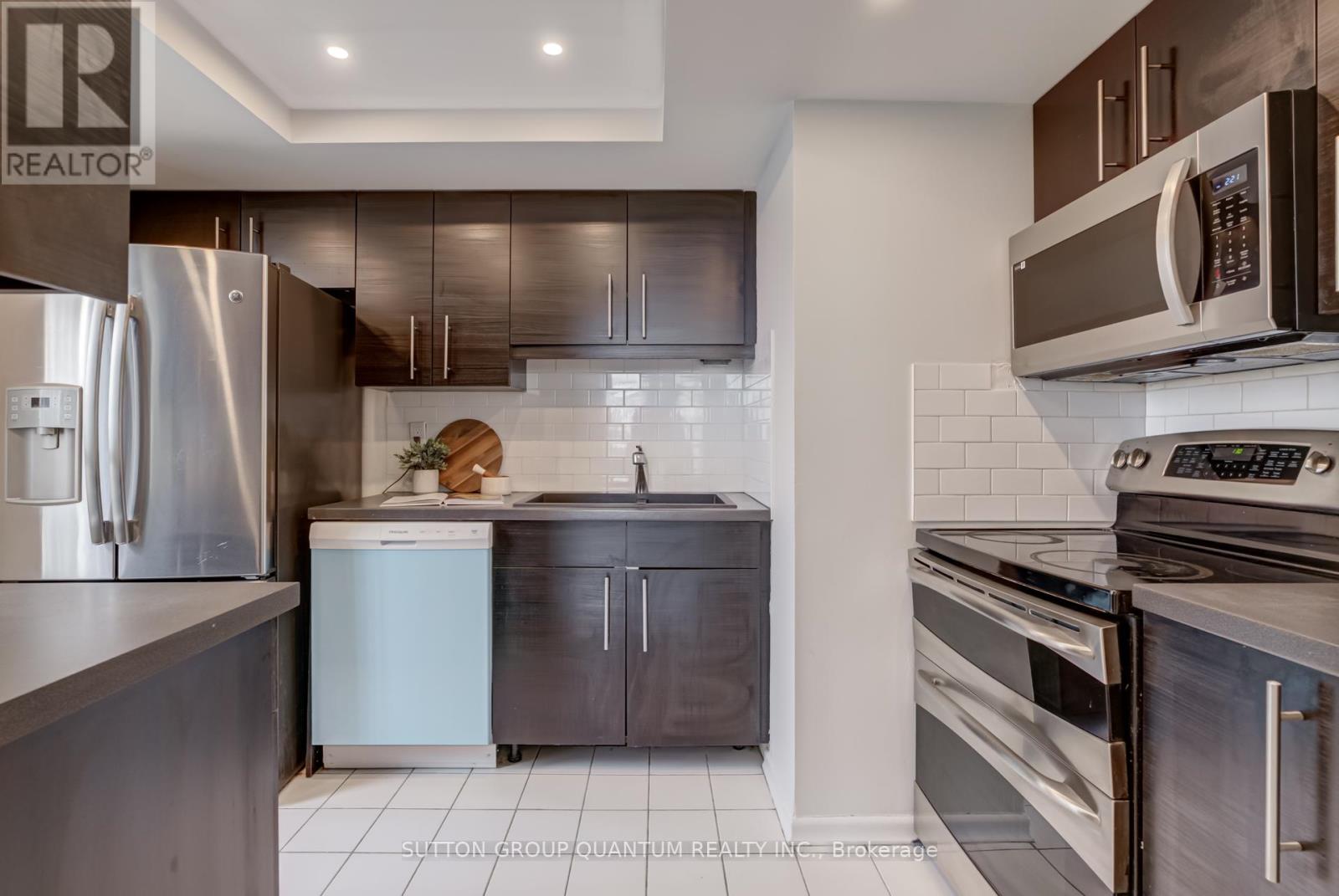 606 - 4450 Tucana Court, Mississauga (Hurontario), Ontario  L5R 3R4 - Photo 16 - W12333183