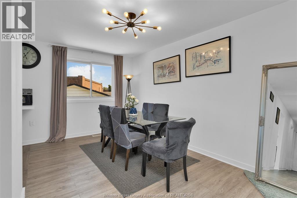 Property at 3155 REGIS image 5
