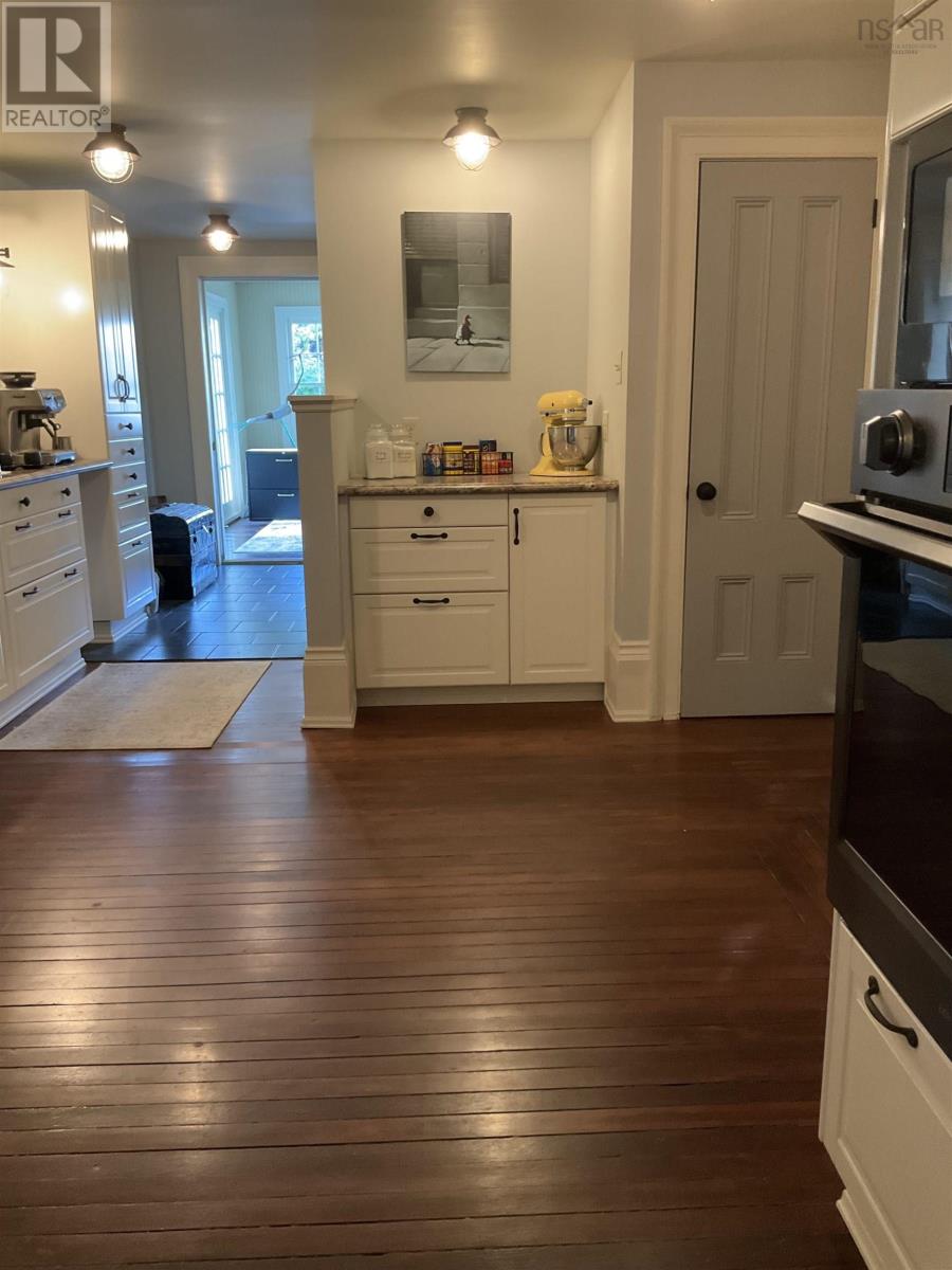 382 Main Street, Liverpool, Nova Scotia  B0T 1K0 - Photo 13 - 202419197