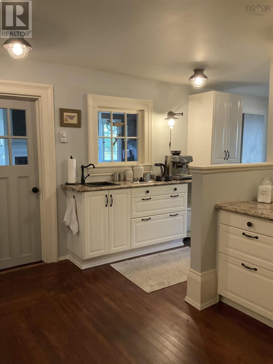 382 Main Street, Liverpool, Nova Scotia  B0T 1K0 - Photo 14 - 202419197