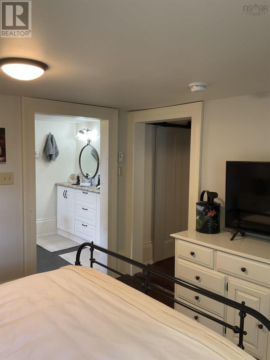 382 Main Street, Liverpool, Nova Scotia  B0T 1K0 - Photo 32 - 202419197