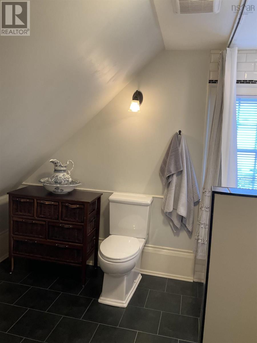 382 Main Street, Liverpool, Nova Scotia  B0T 1K0 - Photo 40 - 202419197