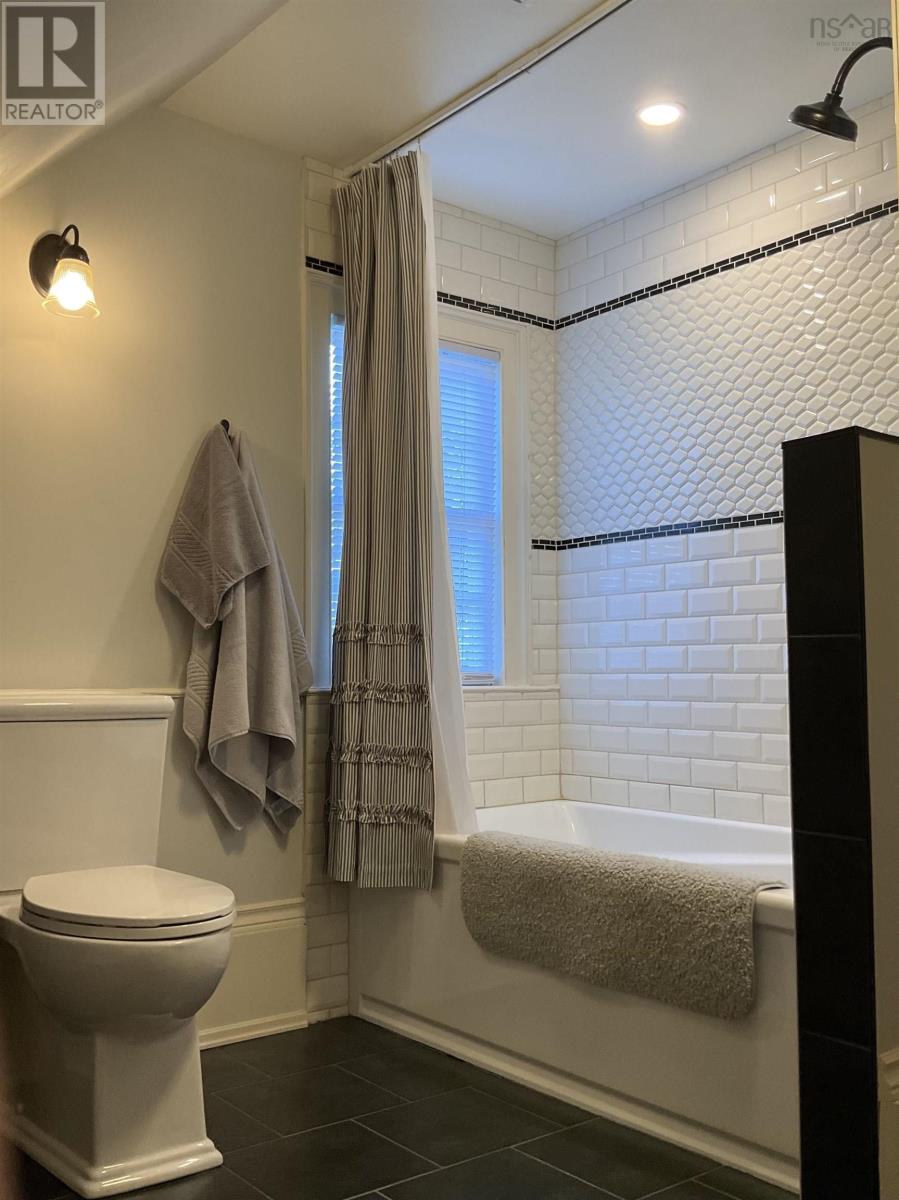 382 Main Street, Liverpool, Nova Scotia  B0T 1K0 - Photo 43 - 202419197