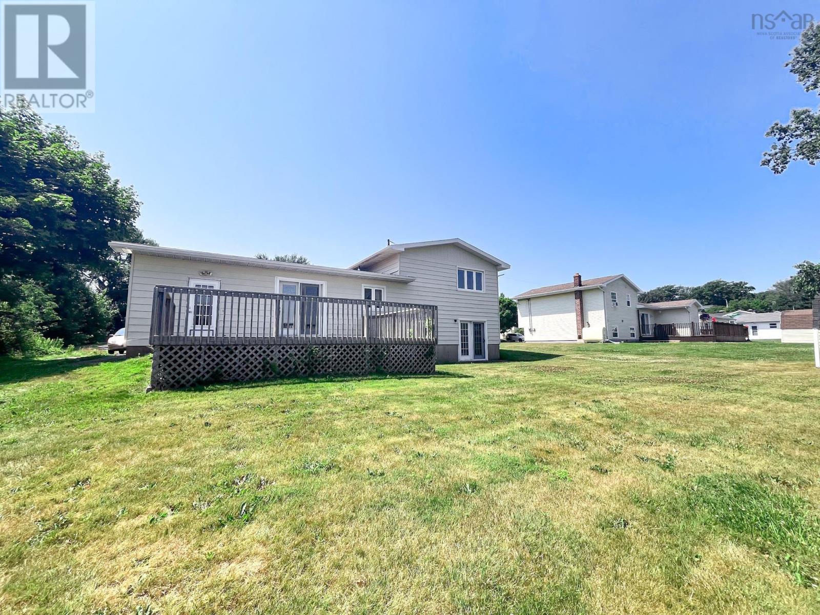 137 William Street, Sydney Mines, Nova Scotia  B1V 2J3 - Photo 11 - 202505324