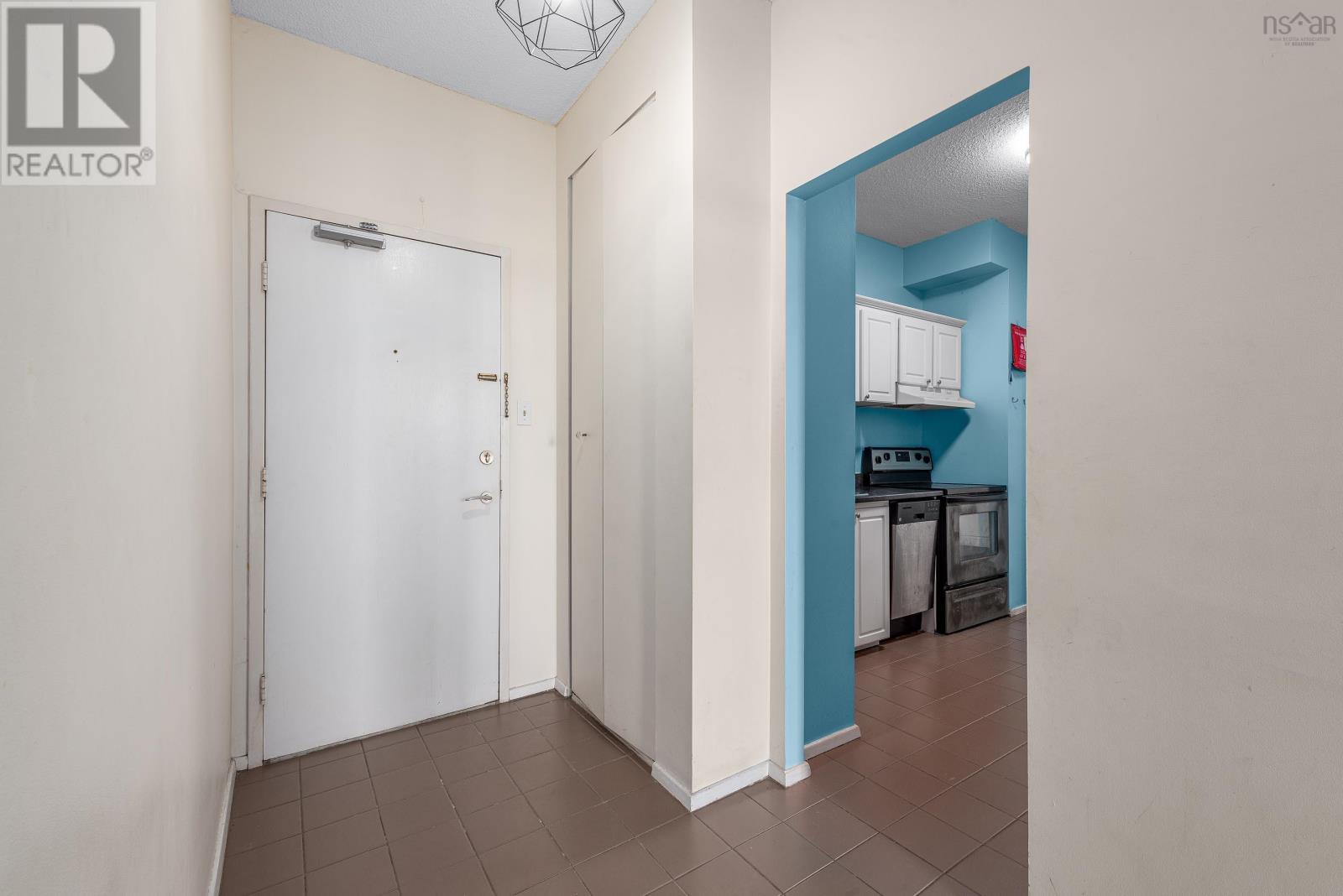 802 105 Dunbrack Street, Halifax, Nova Scotia  B3M 3G7 - Photo 6 - 202510260