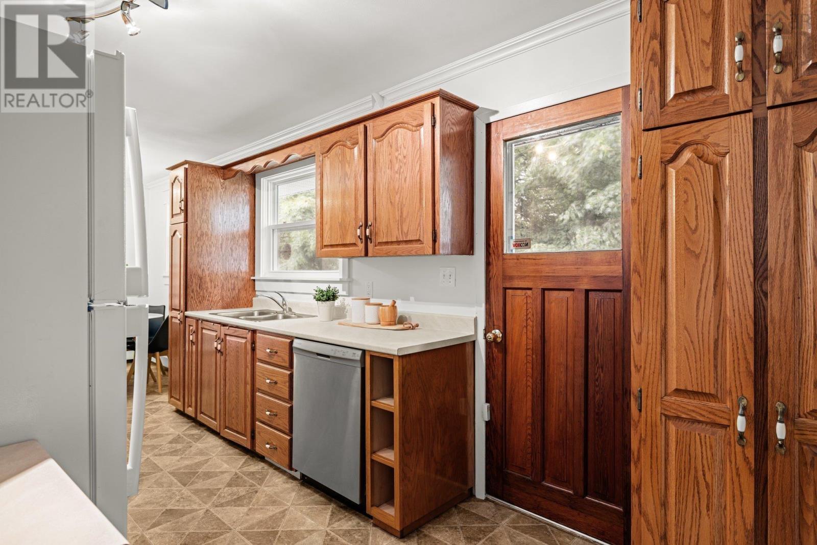 50 Redwood Avenue, Halifax, Nova Scotia  B3P 1Y6 - Photo 9 - 202514969