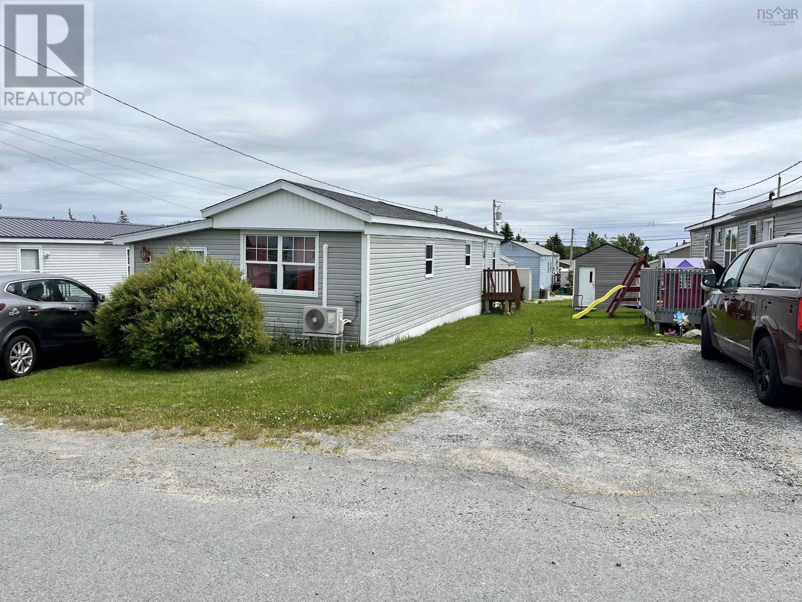 12 Michael Avenue, Mount Uniacke, Nova Scotia  B0N 1Z0 - Photo 2 - 202515308