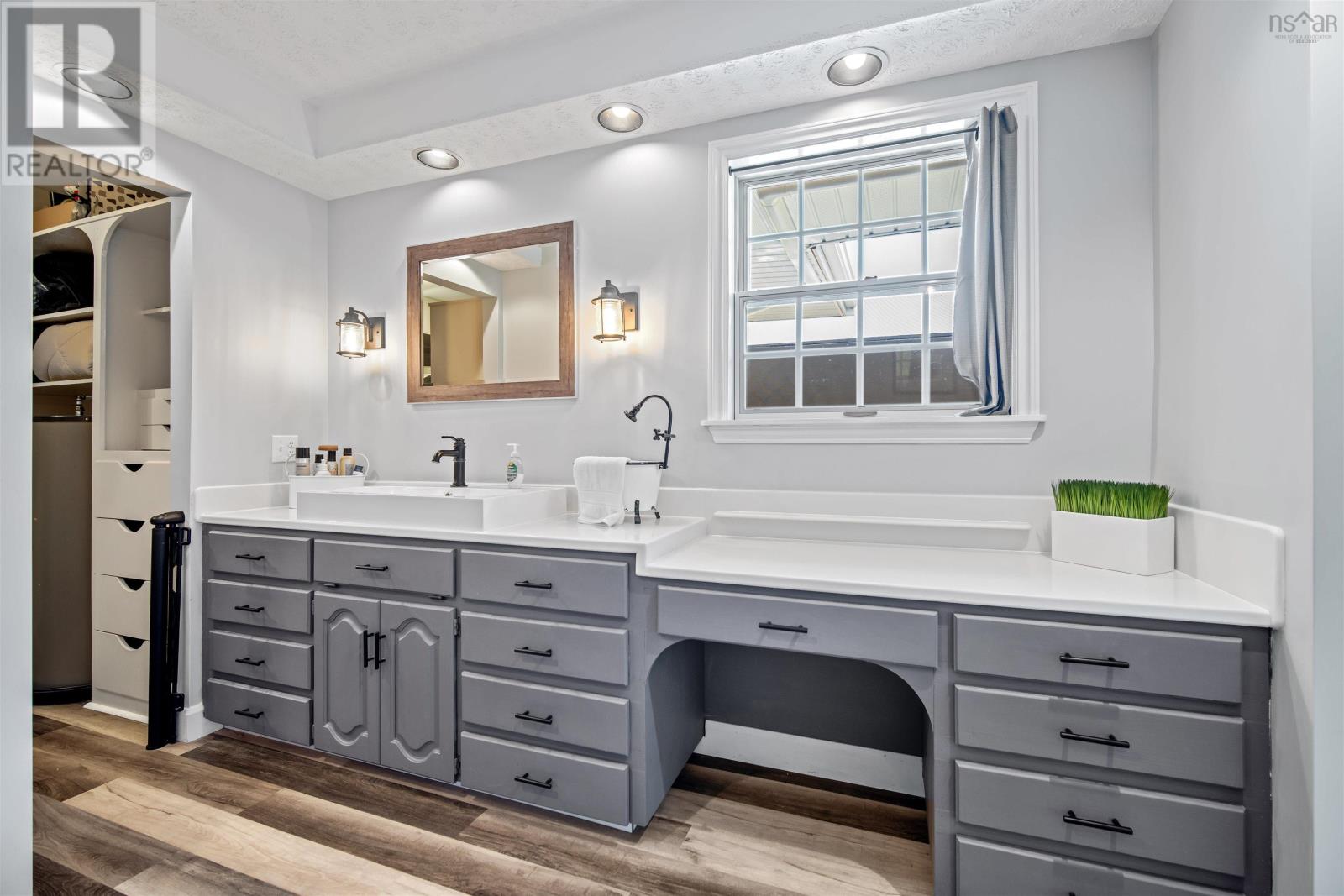 1429 Highway 2, Brentwood, Nova Scotia  B0N 1C0 - Photo 16 - 202517005