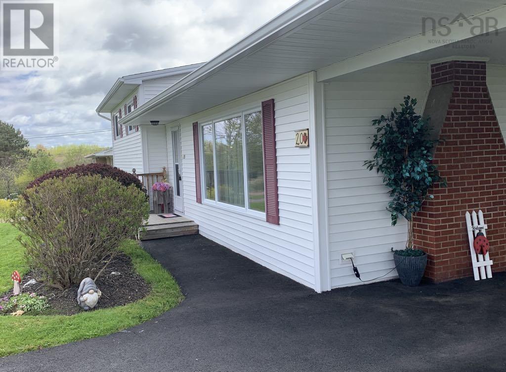 20 Kimberley Drive, Bible Hill, Nova Scotia  B2N 2Z1 - Photo 5 - 202509062