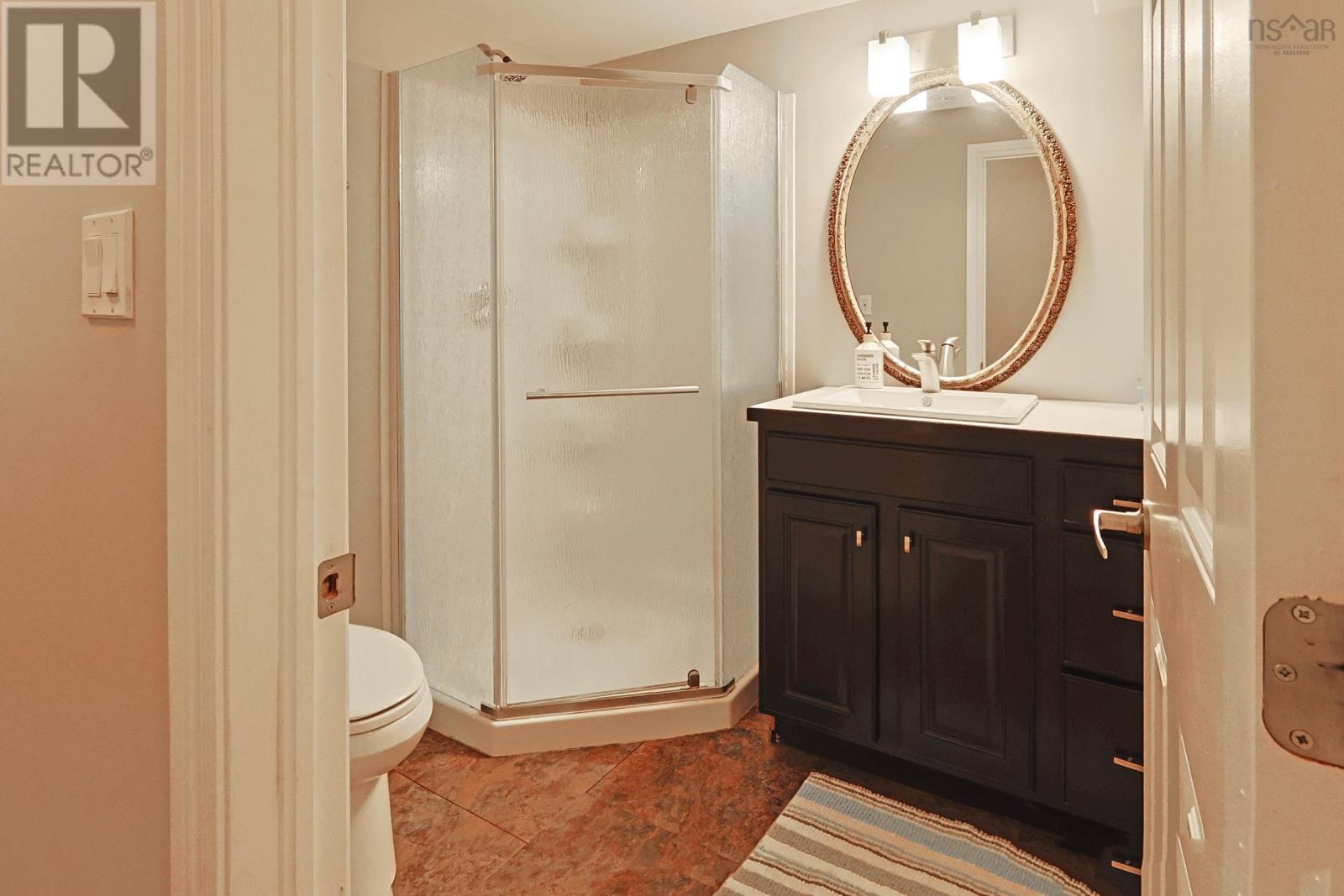 10 Spur Street, Mahone Bay, Nova Scotia  B0J 2E0 - Photo 22 - 202514599