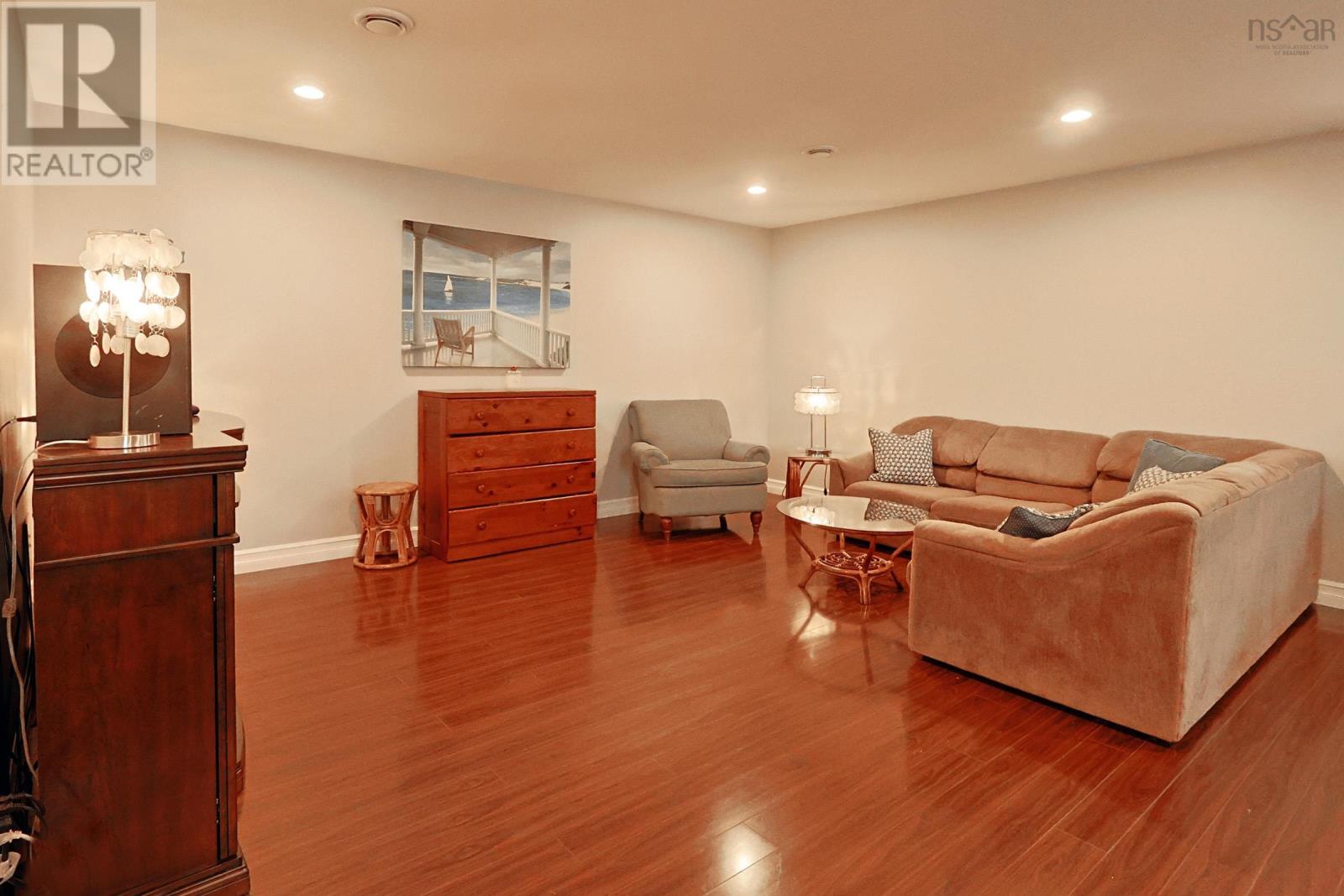 10 Spur Street, Mahone Bay, Nova Scotia  B0J 2E0 - Photo 20 - 202514599