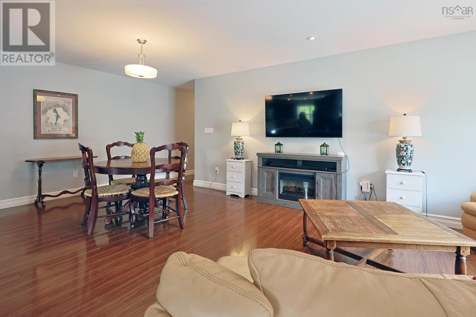 10 Spur Street, Mahone Bay, Nova Scotia  B0J 2E0 - Photo 5 - 202514599