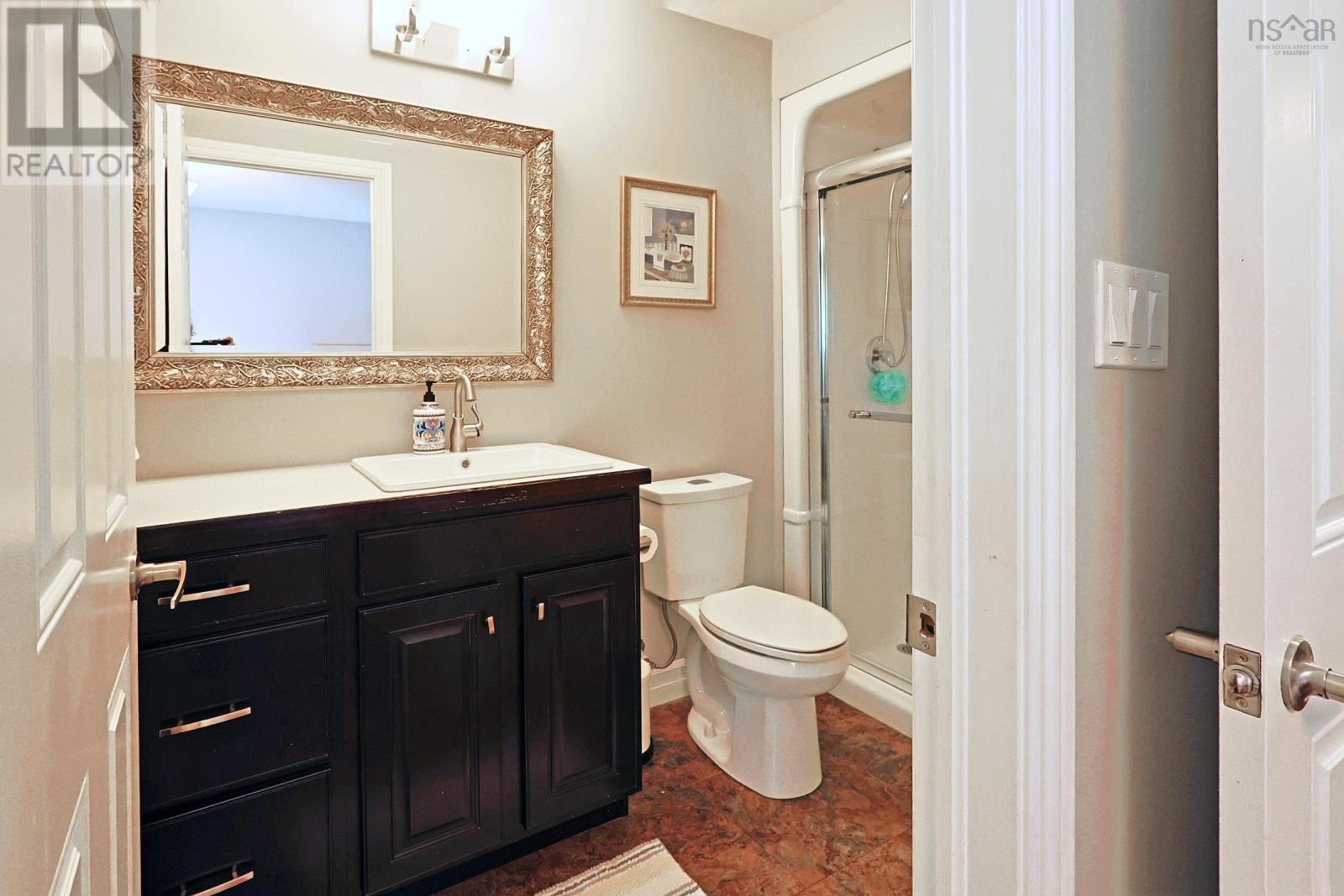 10 Spur Street, Mahone Bay, Nova Scotia  B0J 2E0 - Photo 14 - 202514599