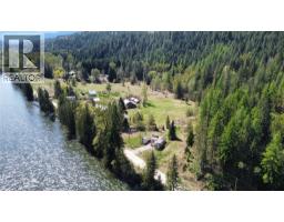 2467 SLOCAN VALLEY  WEST Road, slocan park, British Columbia