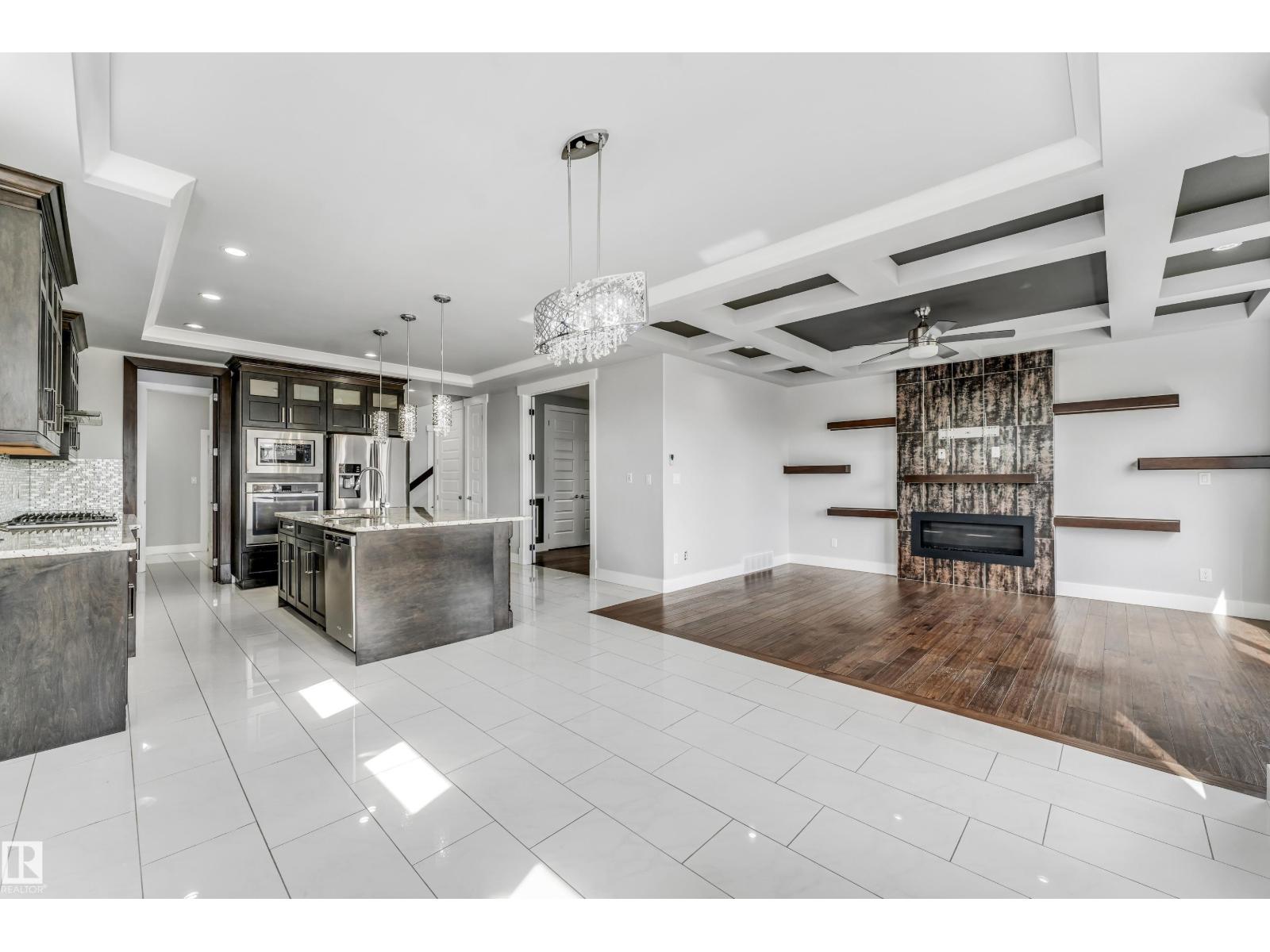 Property at 1743 28 ST NW image 3