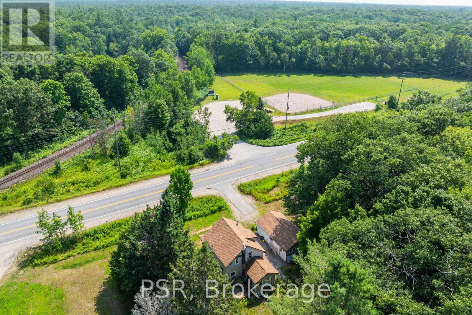 2676 Muskoka District 169 Road, Muskoka Lakes, Ontario  P0C 1M0 - Photo 6 - X12312361
