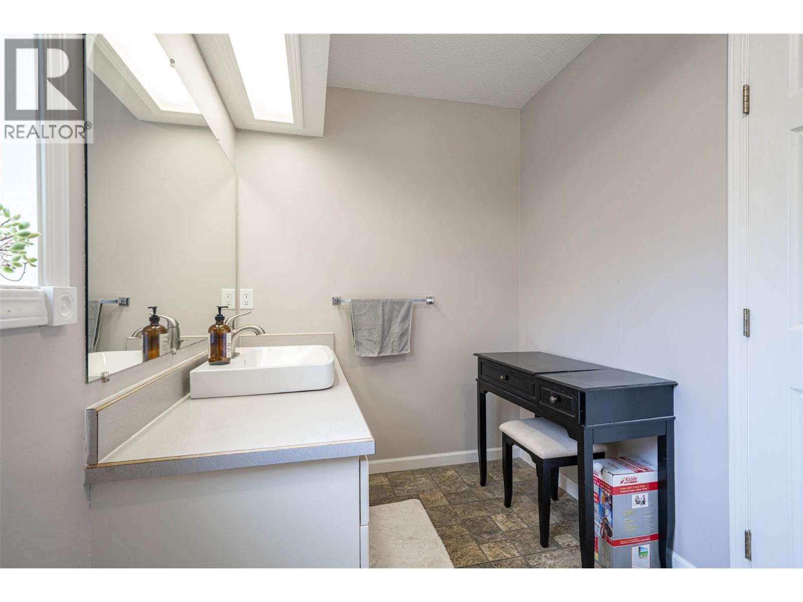 53 Preston Crescent, Enderby, British Columbia  V4Y 4C5 - Photo 27 - 10357701